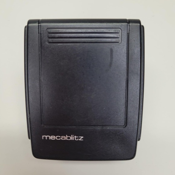 Metz mecablitz 20B3 Shoe Mount Flash ( Universal ) Camera Flash - Picture 2 of 7